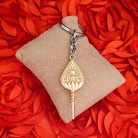 Gold Plated Lord Murugan Subrahmanya Vel Metal Keychain, Gold, Double-sided Design, Vel Spear Shape, Religious Hindu Deity Theme, 15 Grams